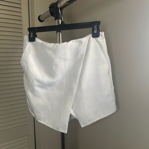 Topshop Ivory Wrap Skort With Pockets | Size 6